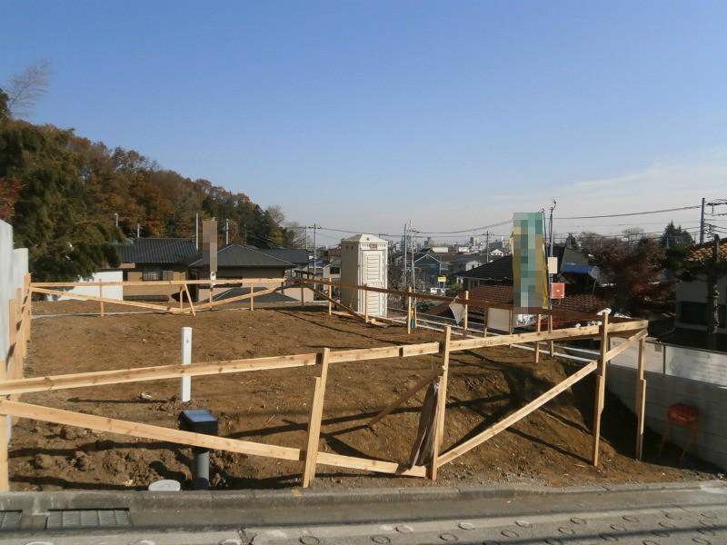 Local appearance photo. Local (12 May 2013) Shooting