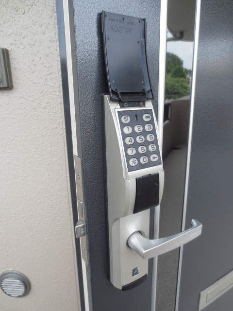 Security. Entrance door electronic lock adopted