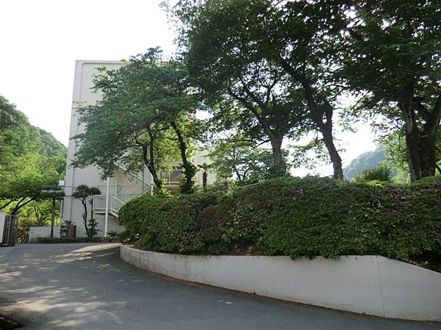 Junior high school. 210m to Hachioji City Asakawa junior high school