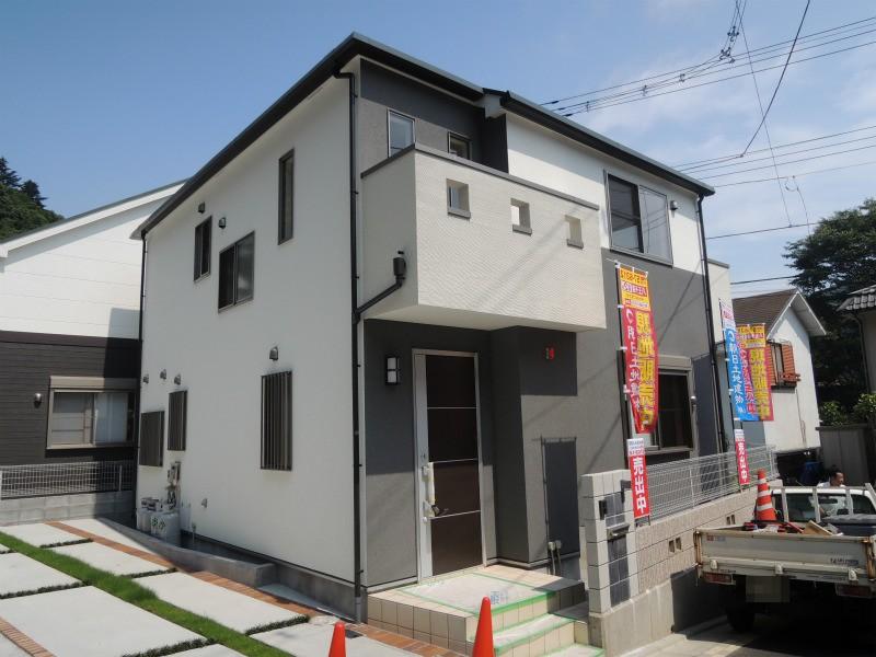 Local appearance photo. ◎ south road ◎ corner lot 8 Building