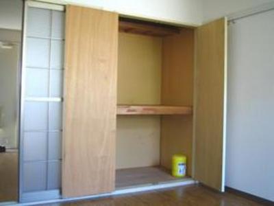 Receipt. Without storage space is better to large