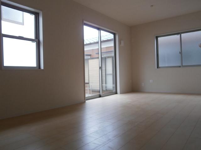 Living. Building 2 Ventilation is also good in the second face lighting