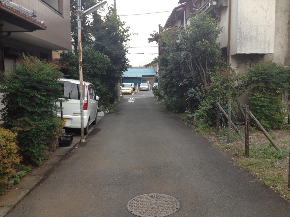 Local photos, including front road. Local (April 2013) Shooting