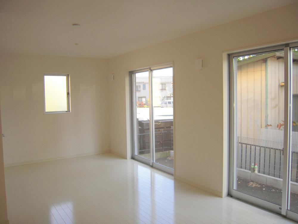 Living. LDK 17 Pledge