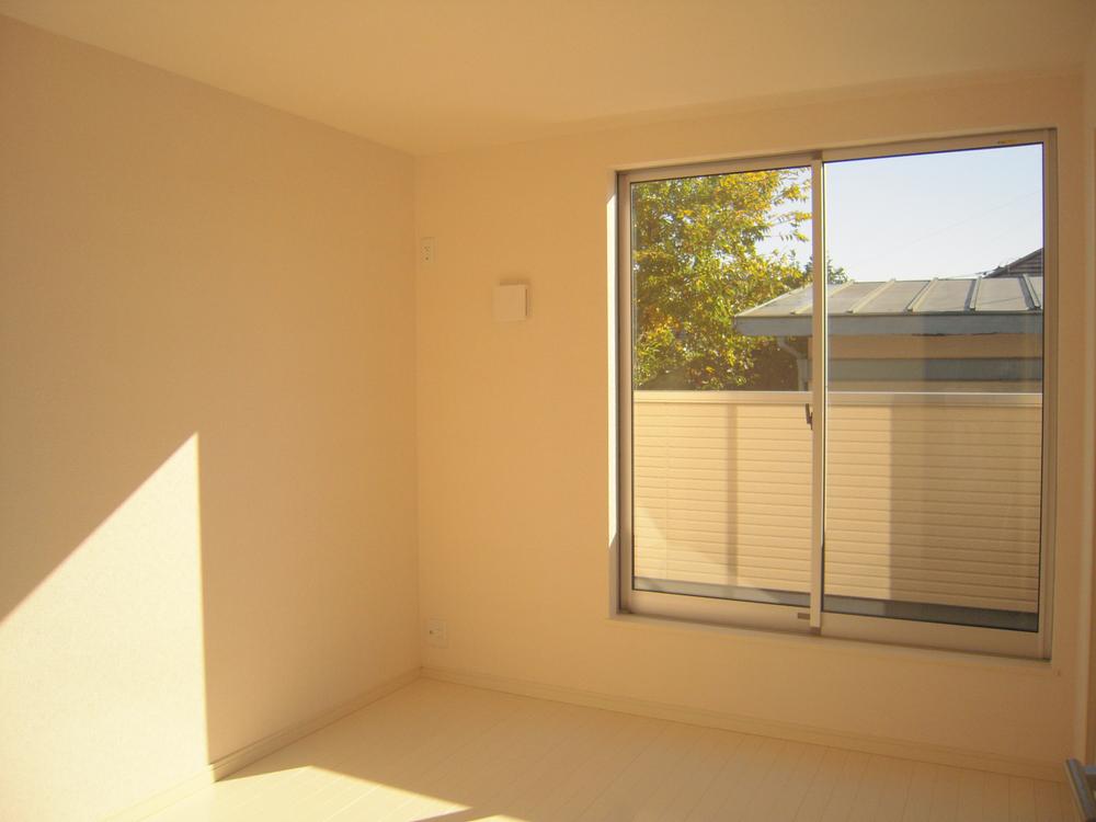 Non-living room. Western style room 5.25 Pledge