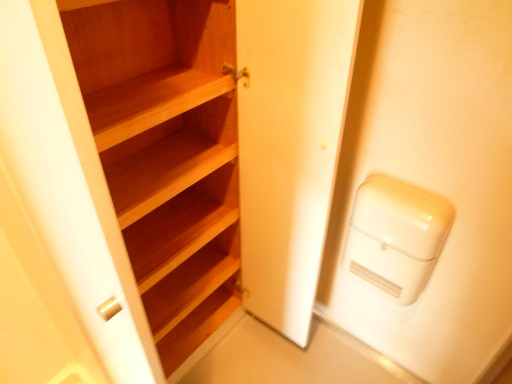 Receipt.  ☆ Shoebox can be stored a lot ☆