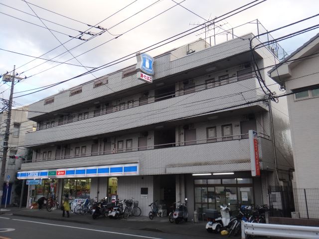 Other. Lawson is to 1F, Launderette!