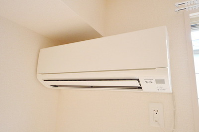 Other Equipment. ☆ There is also air conditioning ☆