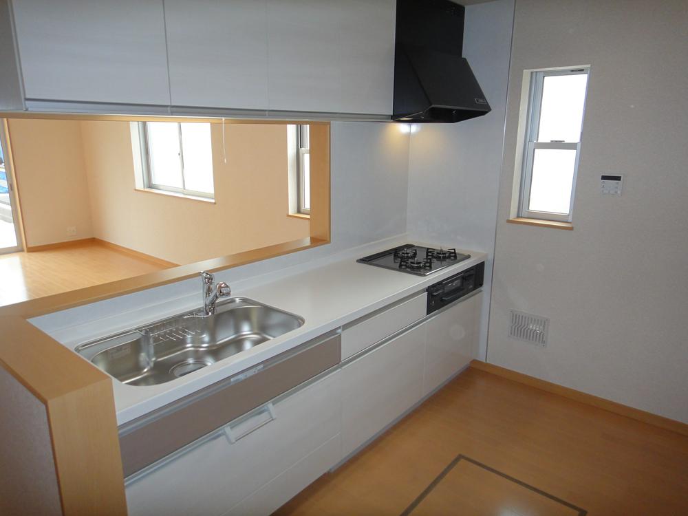 Same specifications photo (kitchen)