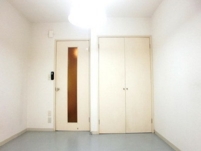 Other room space. Popular bus Restroom!