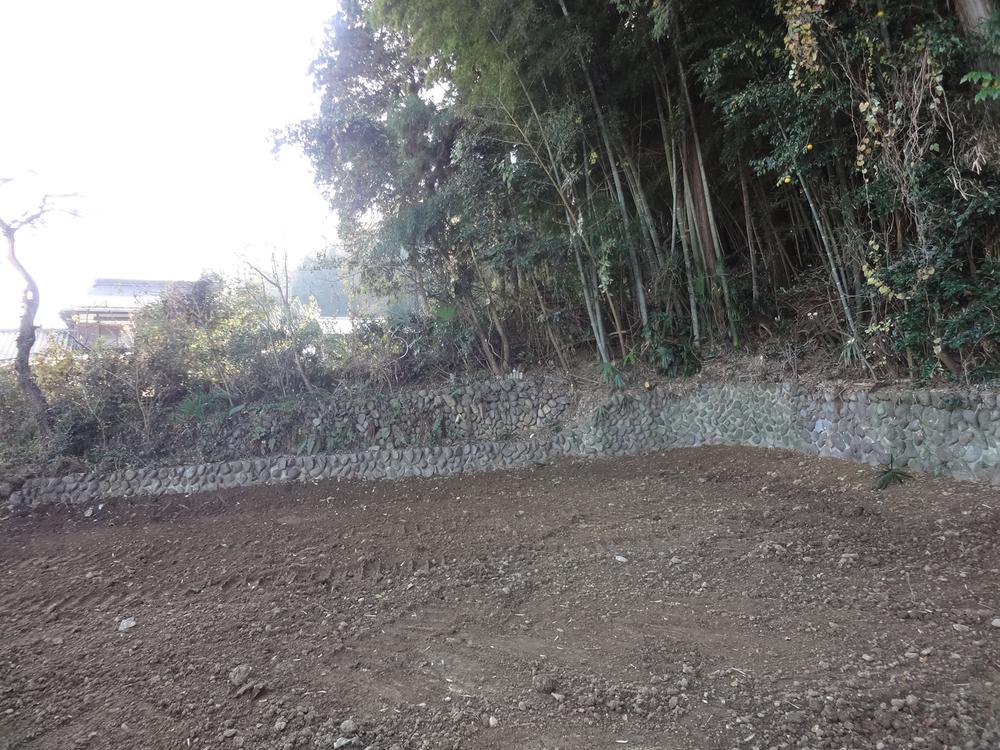 Local land photo. Local (12 May 2013) Shooting