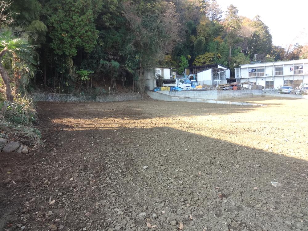 Local land photo. Local (12 May 2013) Shooting