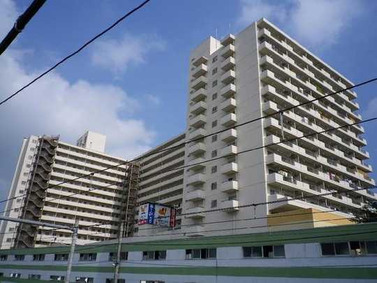 Local appearance photo. Mansion appearance