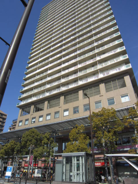 Supermarket. Food shop Ota on the 8th-cho store up to (super) 377m