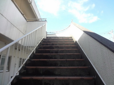 Entrance. ☆ From here to the upstairs ☆