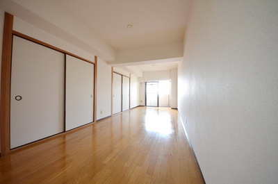 Living and room. ☆ room ☆