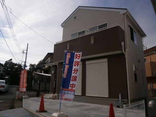 Local appearance photo. 1 Building All rooms are Western-style 4LDK