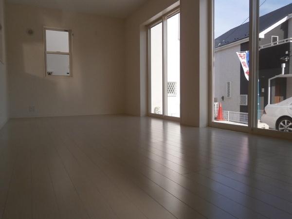 Living. 1 Building 15 Pledge LDK