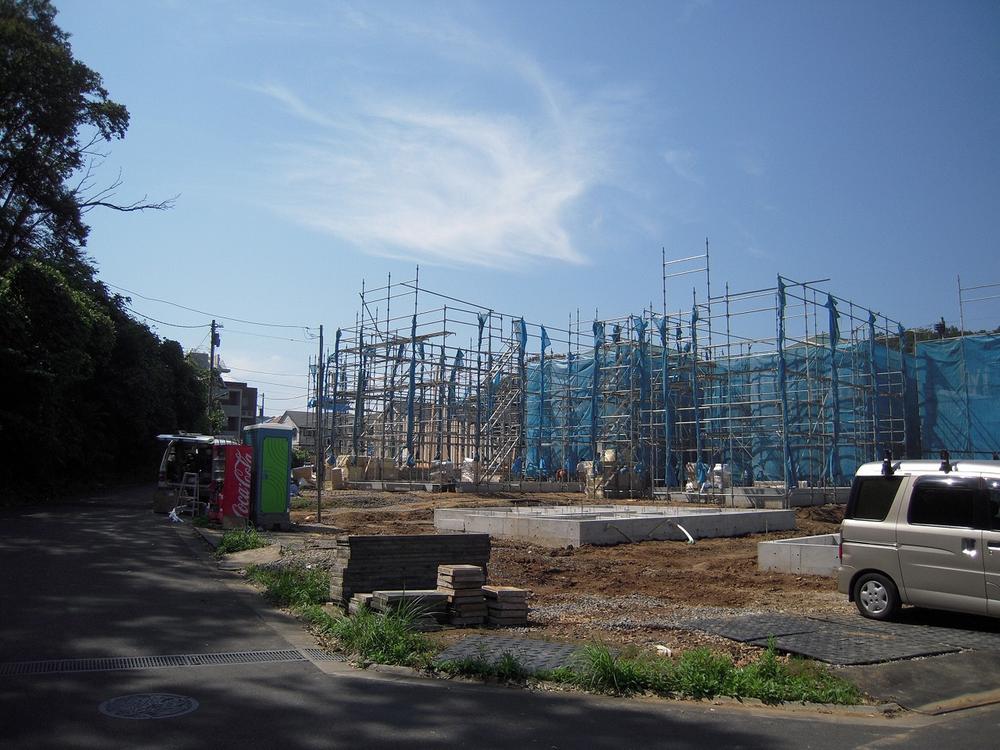 Local appearance photo. Local (September 2013) Shooting. Southeast side panoramic view