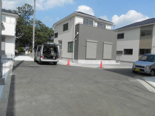 Local photos, including front road