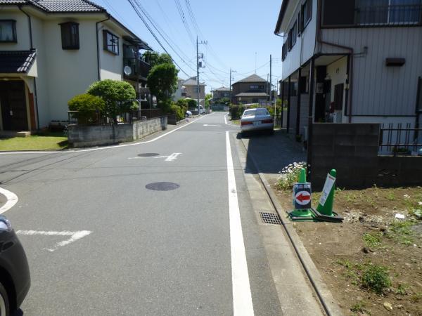 Local photos, including front road. Local (2013 years May 28, 2008) shooting