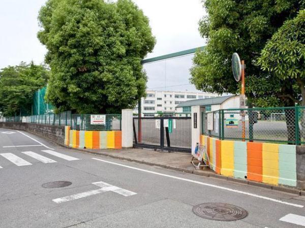 Primary school. Motohachioji 250m to East Elementary School