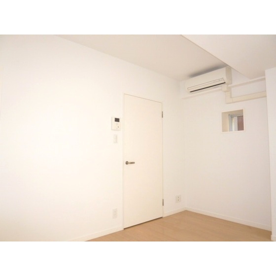 Living and room. ※ The photograph is the other room