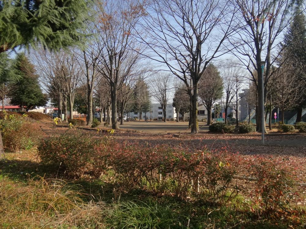 View photos from the dwelling unit. View from the site (December 2013) Shooting