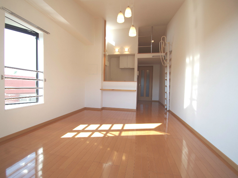 Other room space. It will be a reference photograph of the same building.