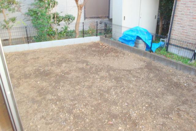 Garden. Local (12 May 2013) Shooting