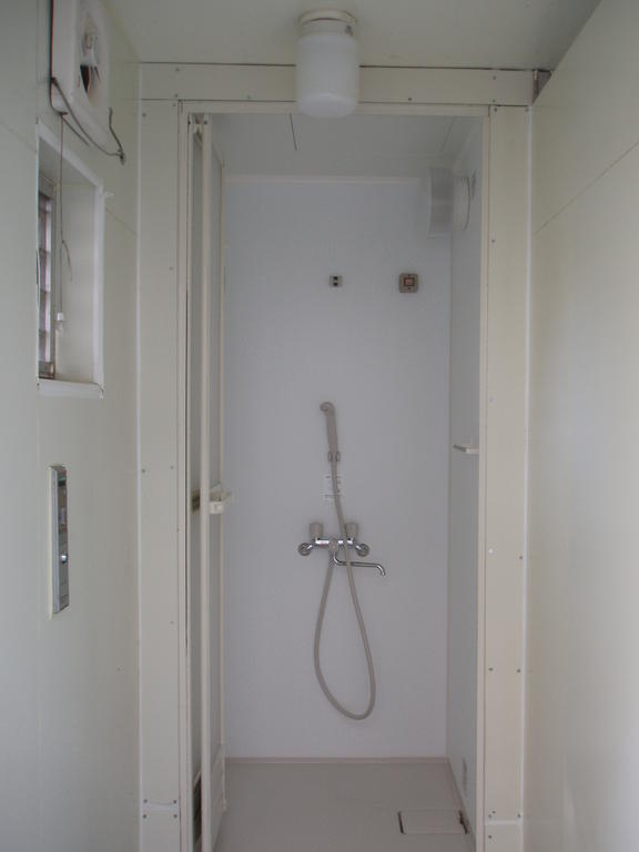 Other. Coin shower room 100 yen once