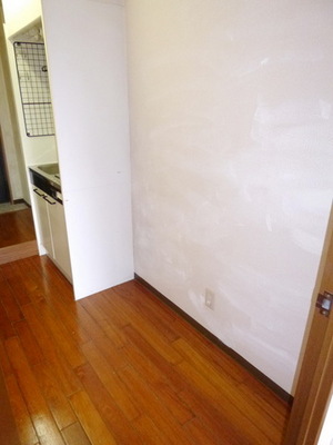 View. It is loose around the kitchen