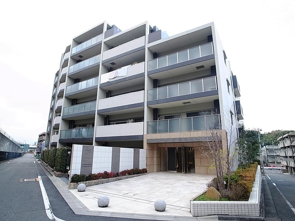 Local appearance photo. Local appearance (December 2013) Shooting