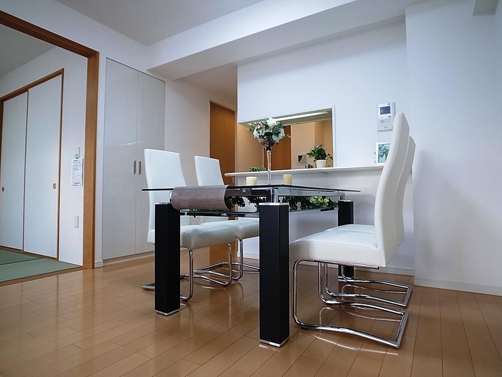 Living. Indoor (12 May 2013) Shooting