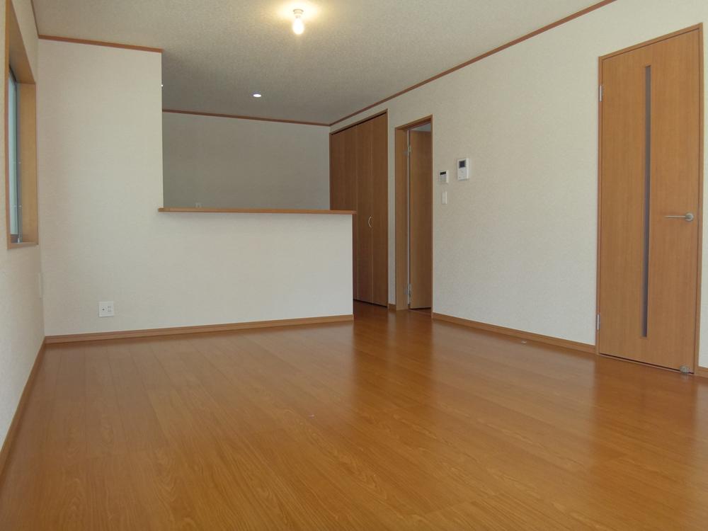 Same specifications photo (kitchen)