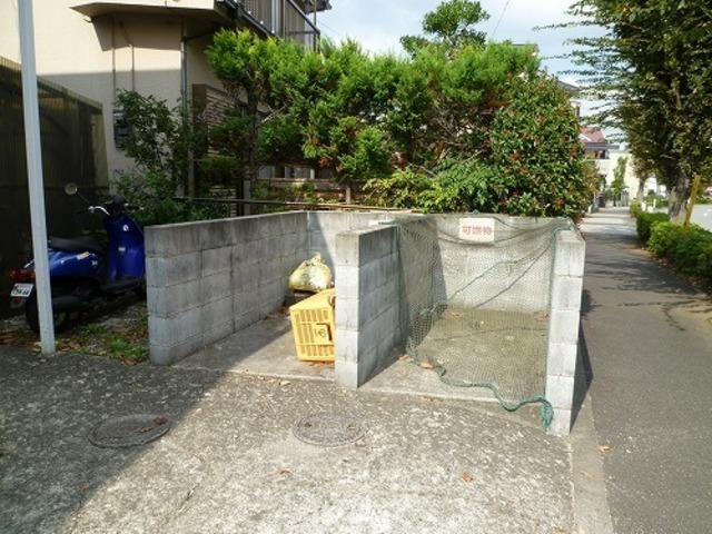 Other common areas. Garbage Storage