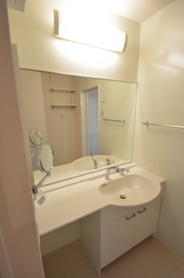 Washroom.  ☆ Independent wash basin ☆