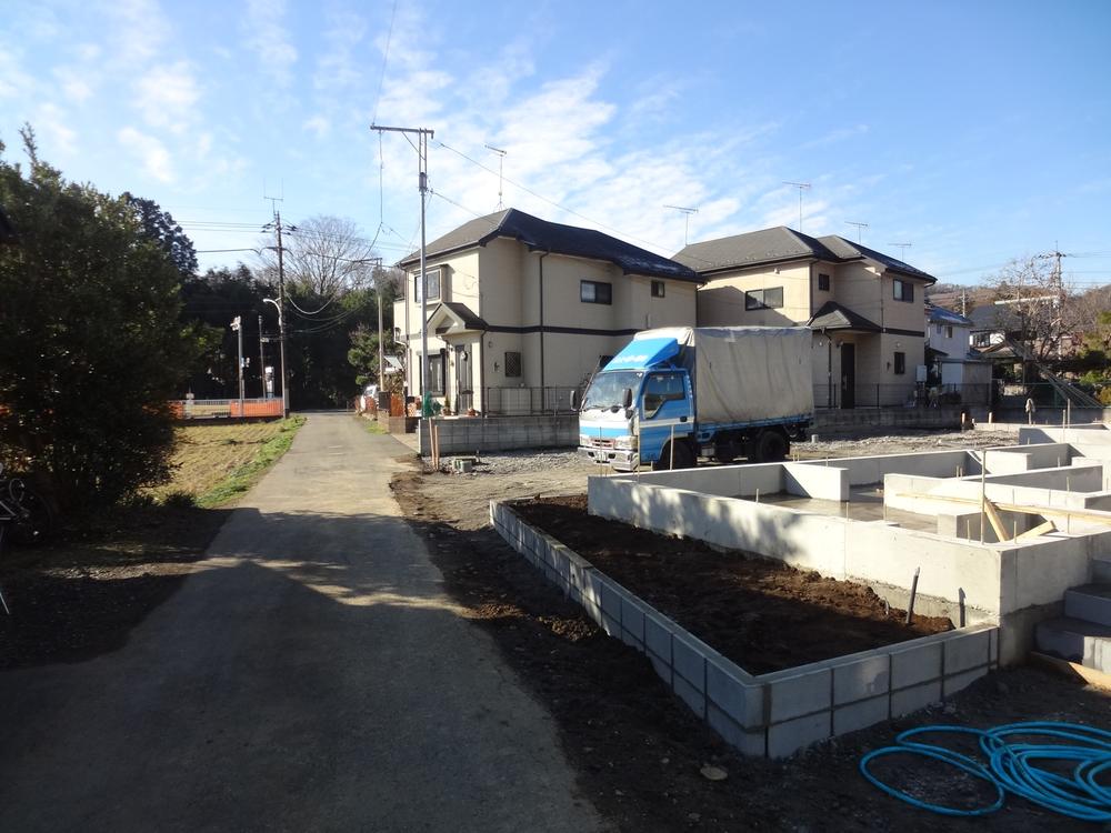 Local appearance photo. Local (12 May 2013) Shooting