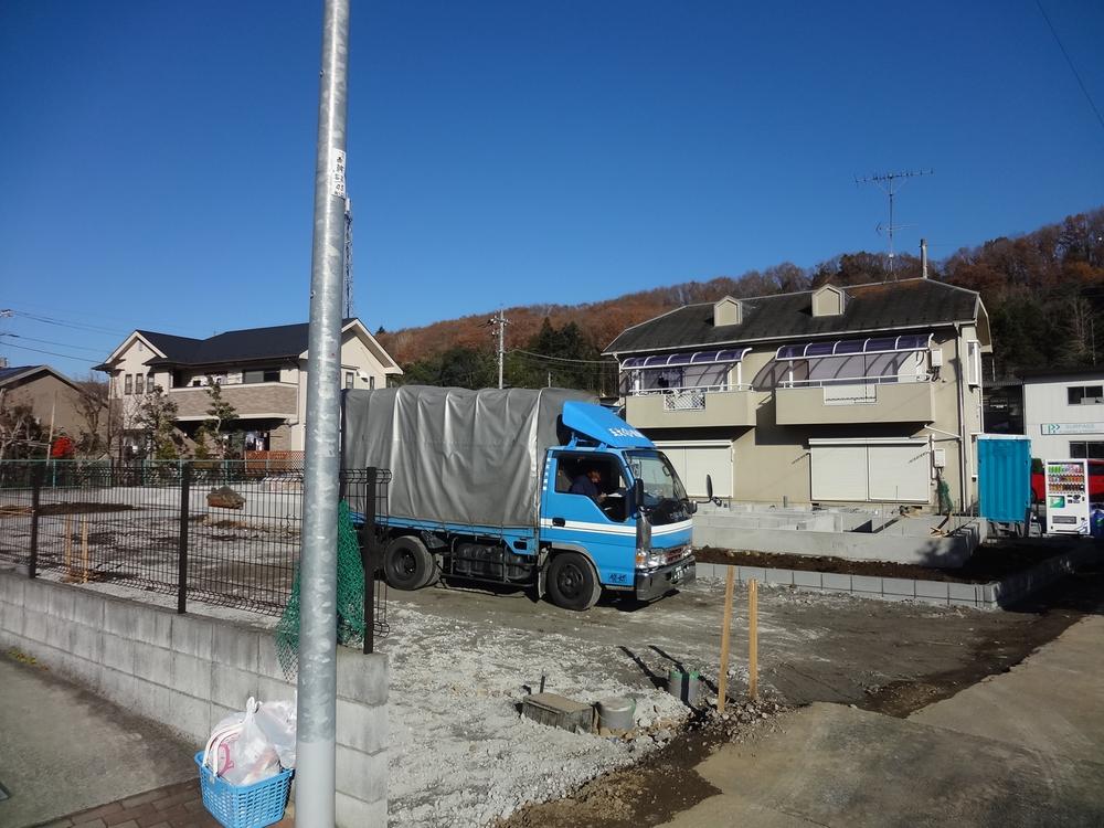 Local appearance photo. Local (12 May 2013) Shooting