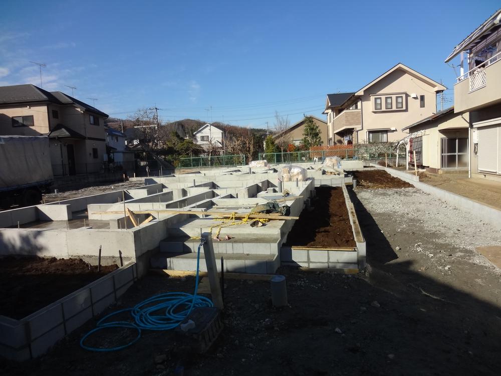 Local appearance photo. Local (12 May 2013) Shooting