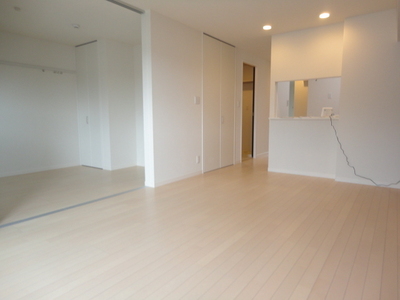 Living and room. A counter kitchen Western 11.7 Pledge