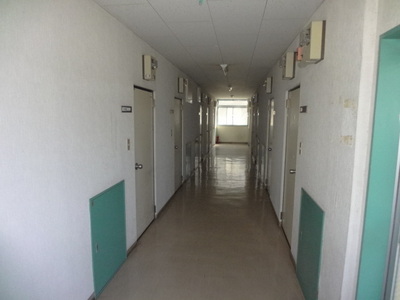 Other common areas.  ☆ Shared hallway ☆