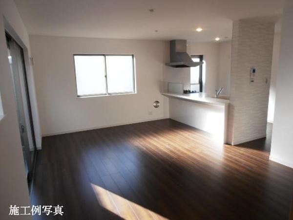 Same specifications photos (living). (1 Building) construction cases Photos