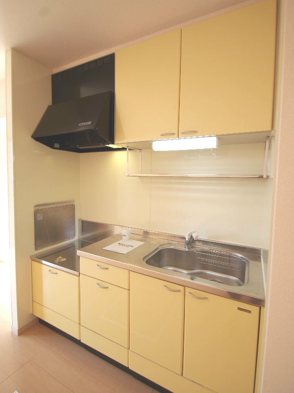 Kitchen. Two-burner stove installation Allowed