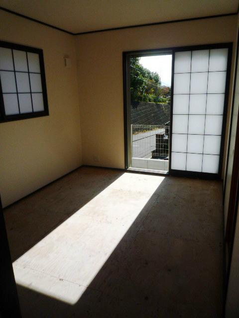 Local appearance photo. Japanese style room