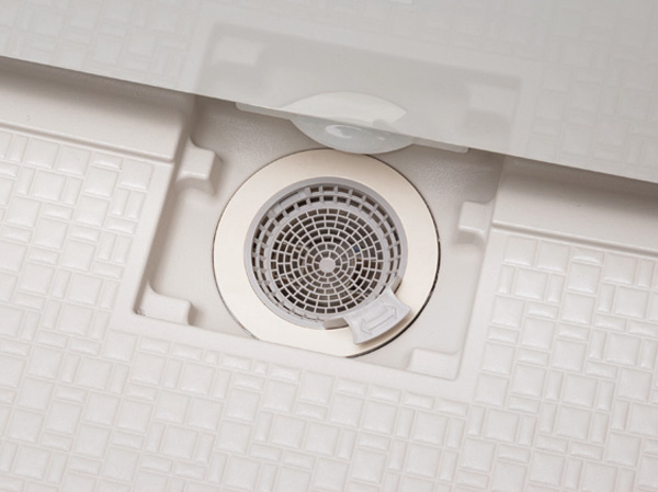 Bathing-wash room.  [Kururin poi drainage port] In the vortex of the bathtub drainage, Make it easier to throw together the hair and dust of the drainage port.