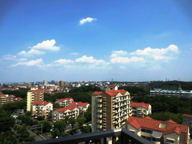 View photos from the dwelling unit. View of the southeast side