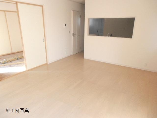 Same specifications photos (living). (Building 2) construction cases Photos