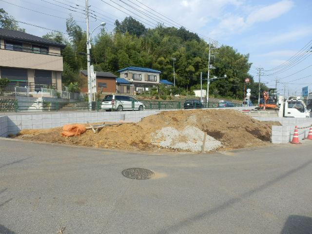 Local appearance photo. 1 Building August 30, 2013 shooting