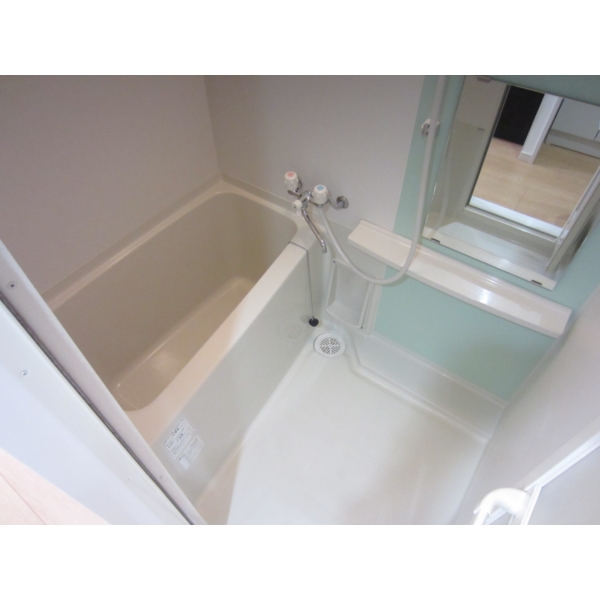 Bath. There and convenient home delivery BOX!